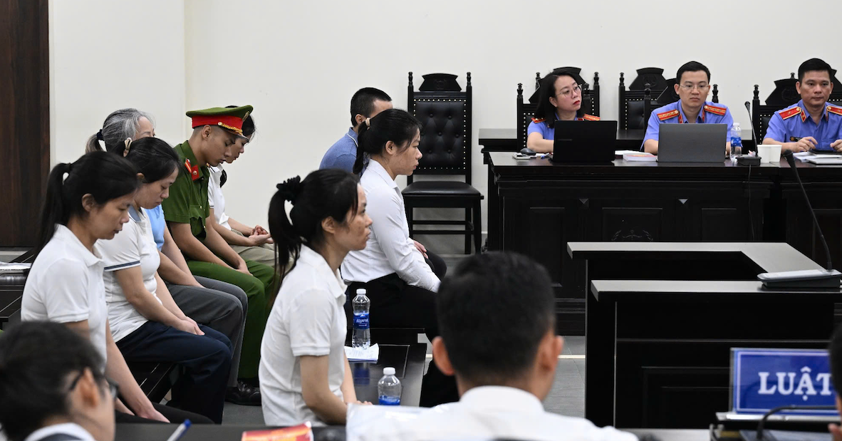 Mở lại phiên xử vợ chồng giám đốc bán 13 triệu sản phẩm giả, che giấu 190 tỷ doanh thu