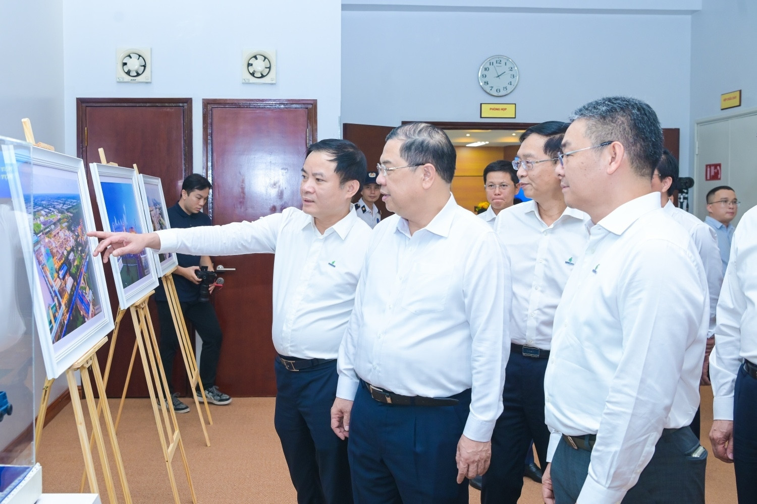 Petrovietnam đóng góp quan trọng vào ổn định kinh tế vĩ mô