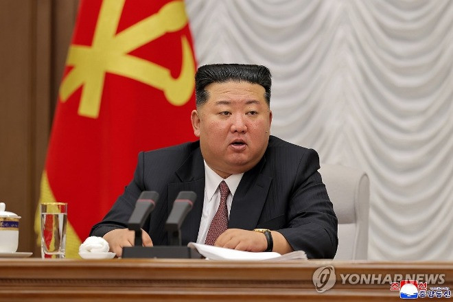 Ông Kim Jong Un chỉ đạo tăng cường năng lực hạt nhân và tình báo của Triều Tiên