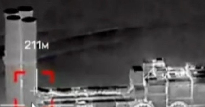 Video UAV cảm tử Ukraine bắn cháy bệ phóng S-400 của Nga ở Bryansk