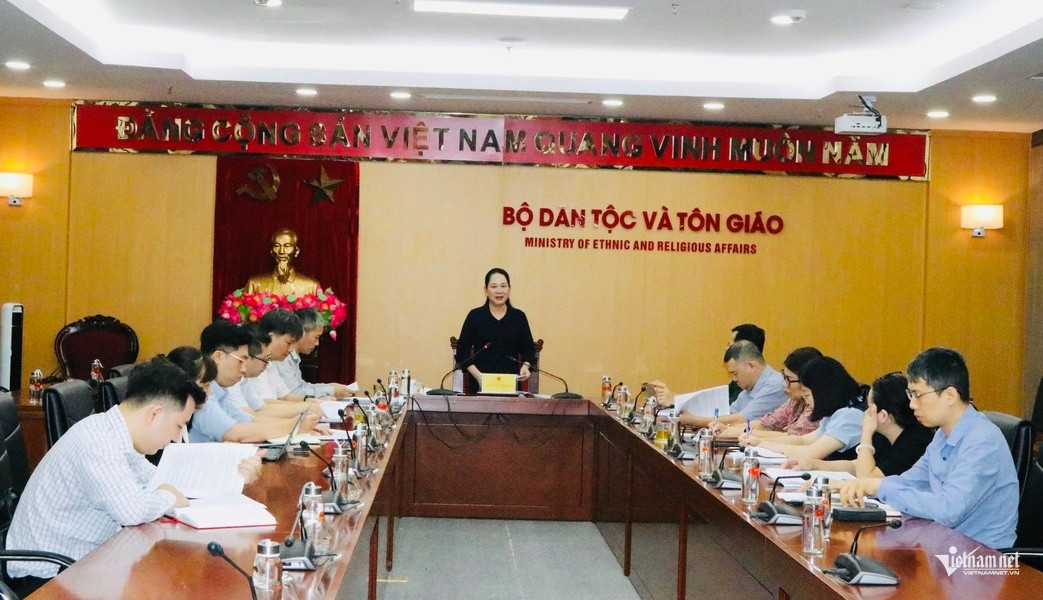W-bộ Dân tộc 1.jpg