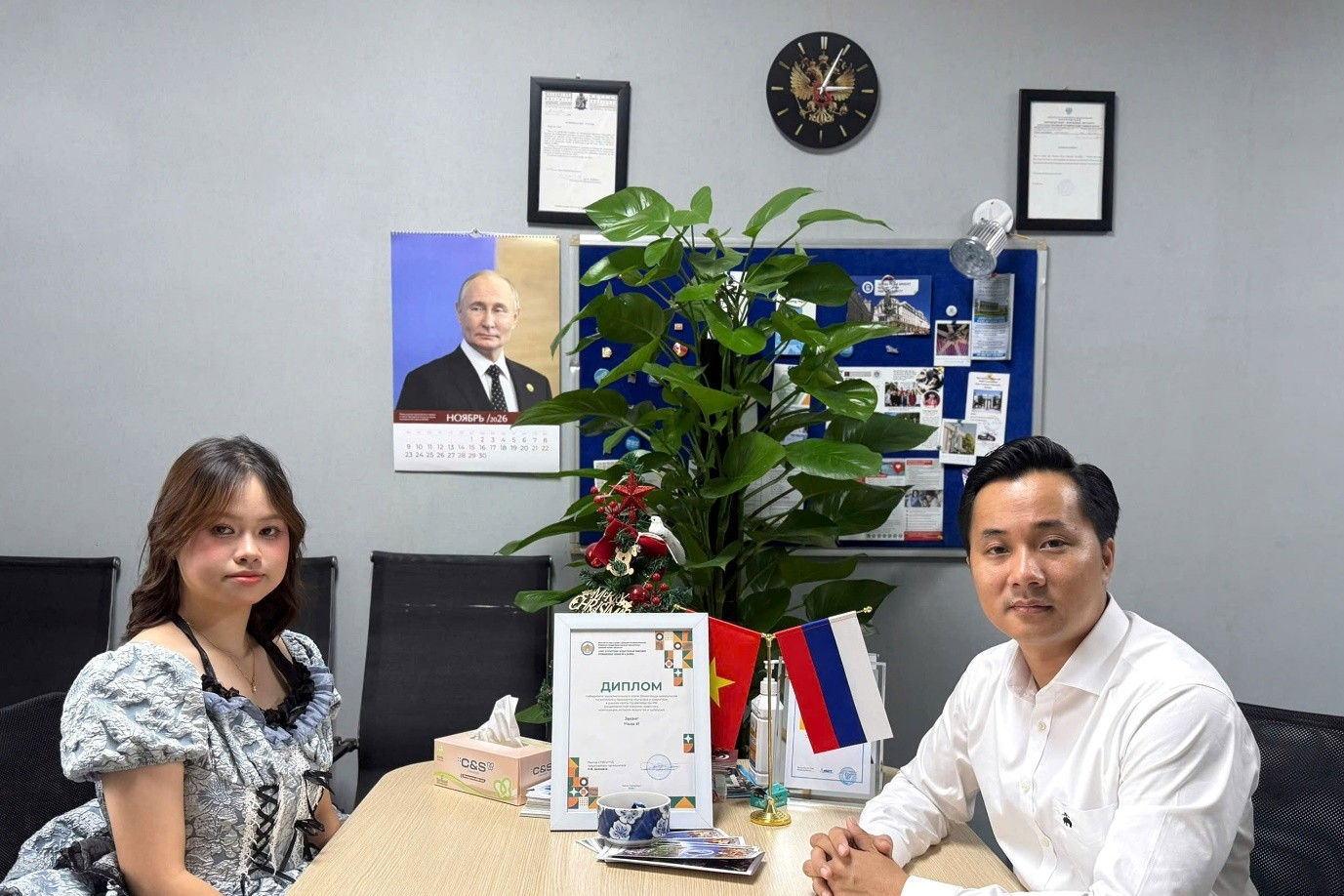 Chiến thắng tại Olympic SUTD, nữ sinh Hải Phòng nhận học bổng du học Nga