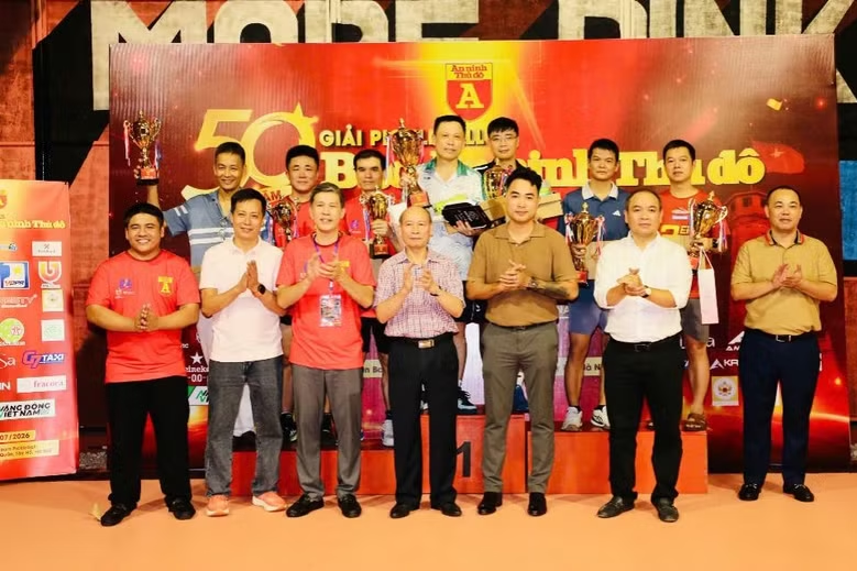 Hấp dẫn giải Pickleball 50 năm An ninh Thủ đô xuất bản số đầu tiên
