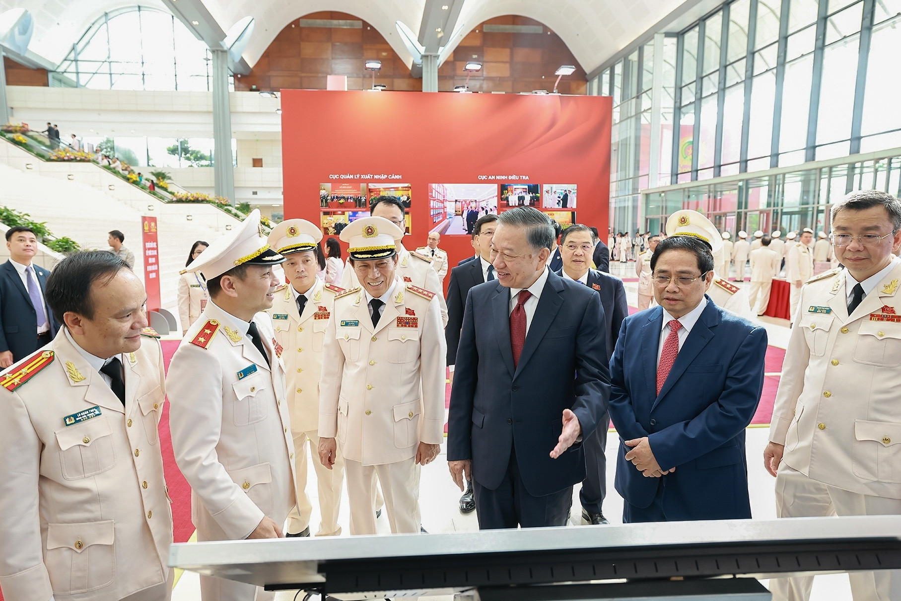 Tổng Bí thư, Chủ tịch nước dự lễ kỷ niệm 80 năm ngày truyền thống lực lượng An ninh nhân dân
