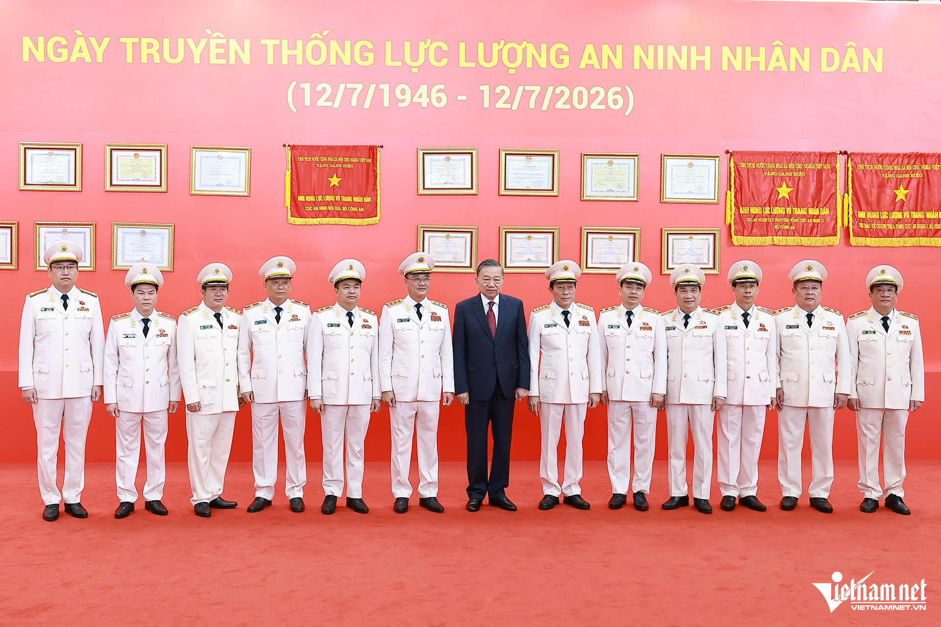 W-80 nam ANND 8.JPG.jpg