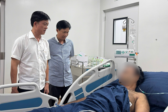 Bản tin cuối ngày 11/7: Chủ tịch đặc khu Phú Quốc thăm nạn nhân vụ lật ca nô