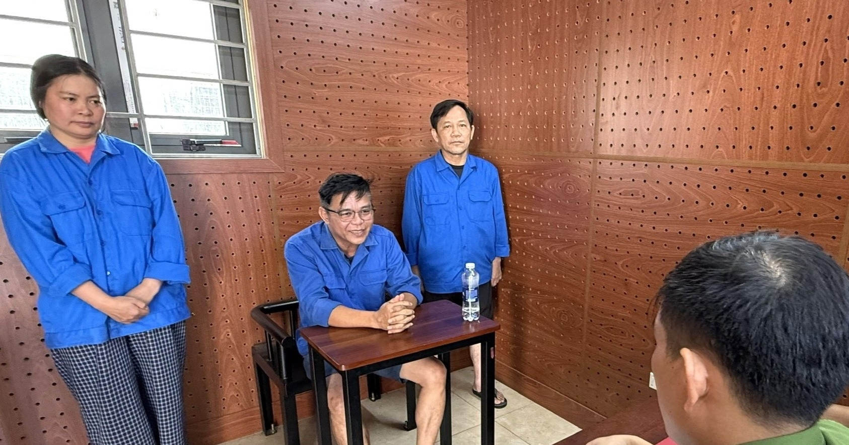 Bắt giám đốc núp bóng công ty ô tô cũ cho vay lãi nặng