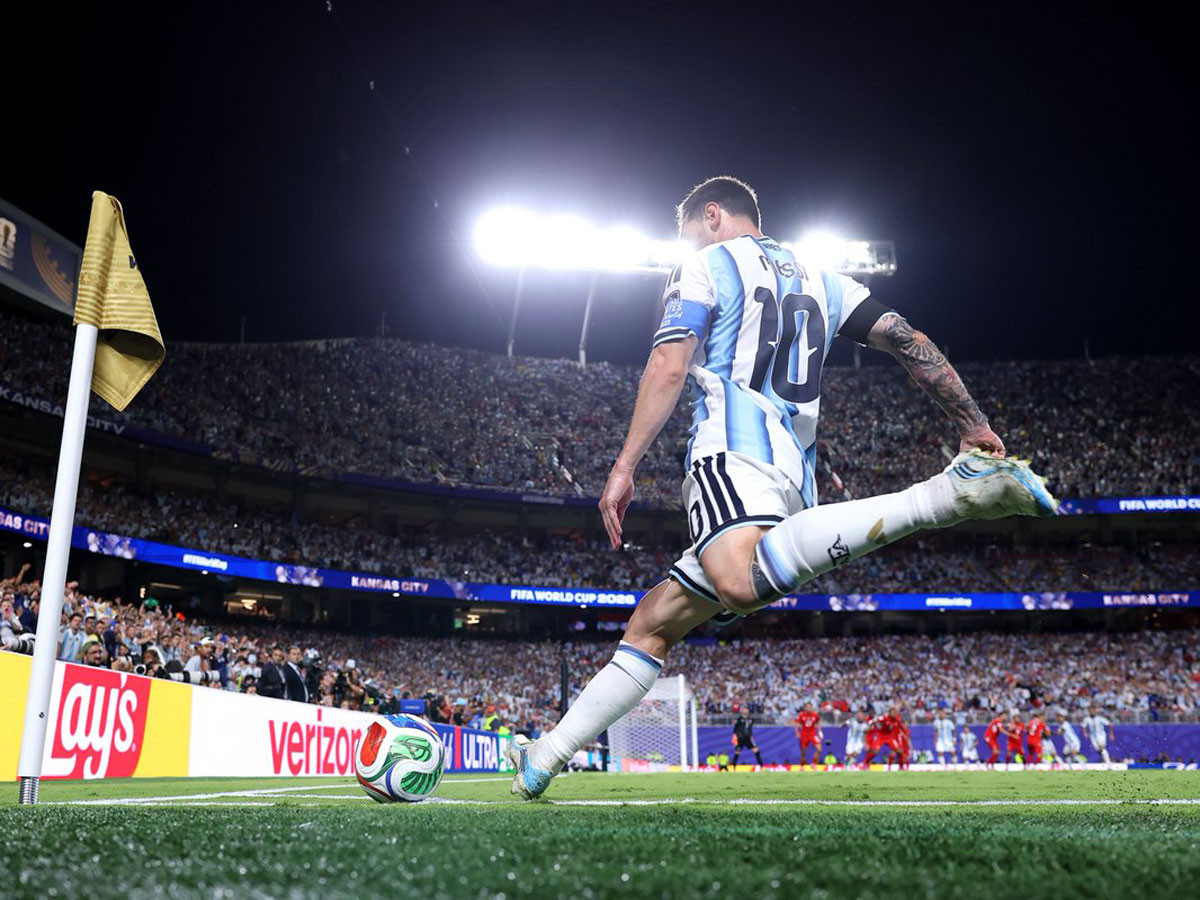 Messi Argentina Thuy Si.jpg