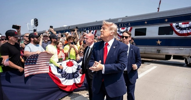 Ông Trump đạt thỏa thuận khánh thành cây cầu 4,7 tỷ USD nối Mỹ với Canada
