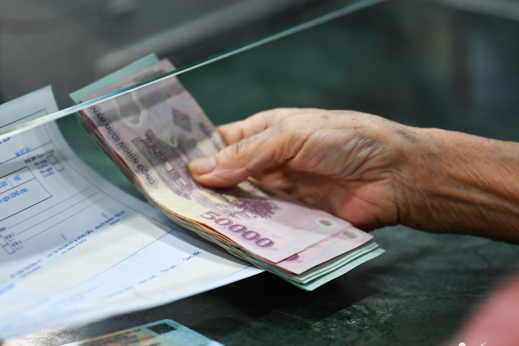 Trần lương đóng BHXH, BHYT tăng lên cao nhất 50,6 triệu đồng/tháng