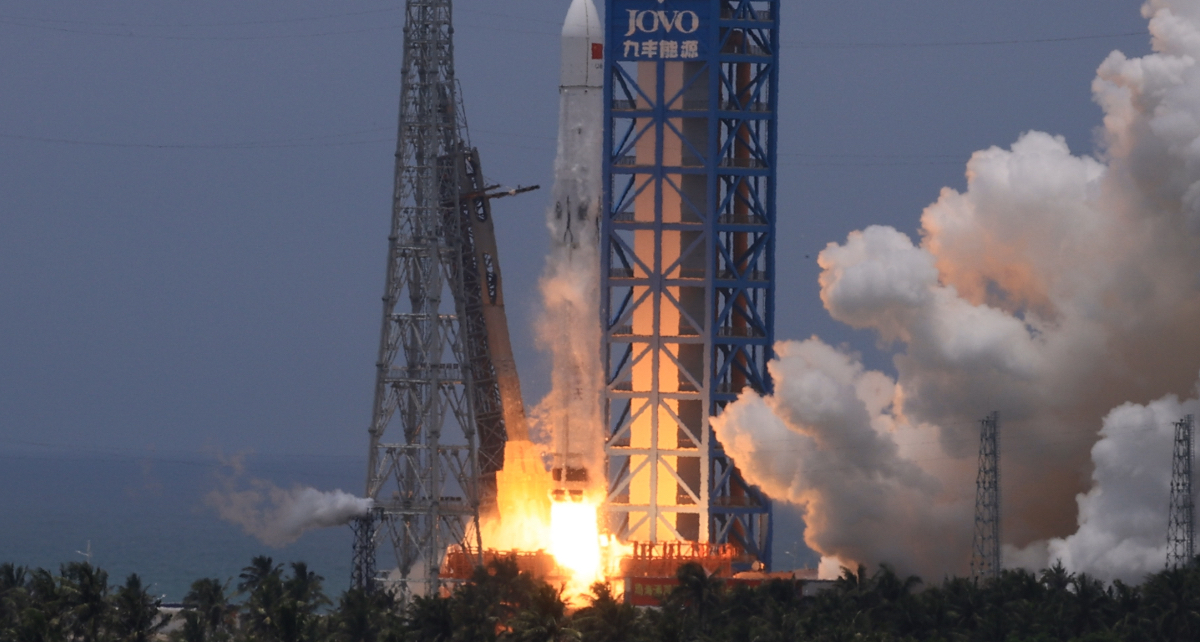 Trung Quốc thu hồi thành công tầng đẩy tên lửa, "vượt mặt" Starlink của Elon Musk