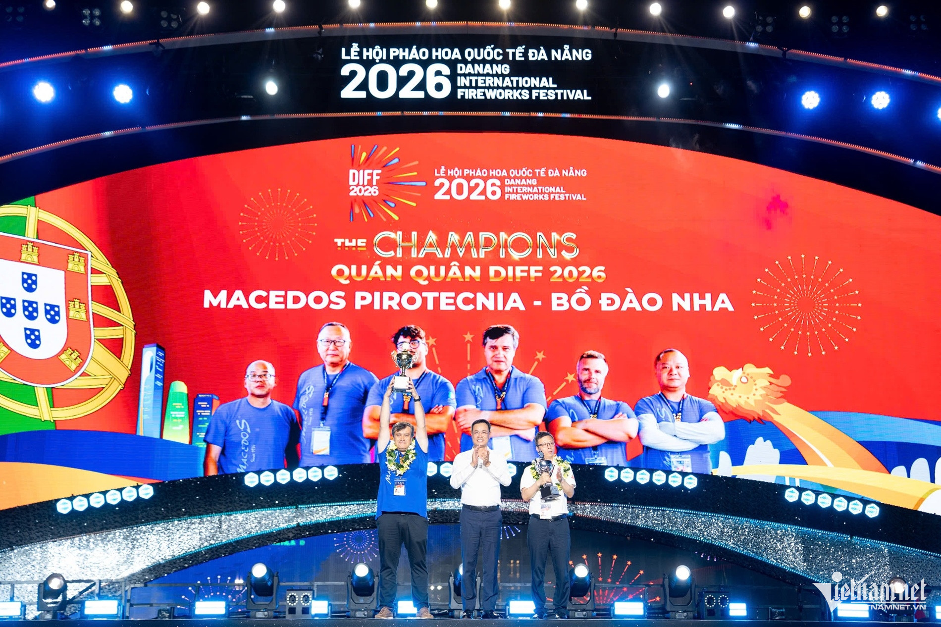 W-z8032760724980_f0d0cbce76688b16dd10f664941967ce.jpg