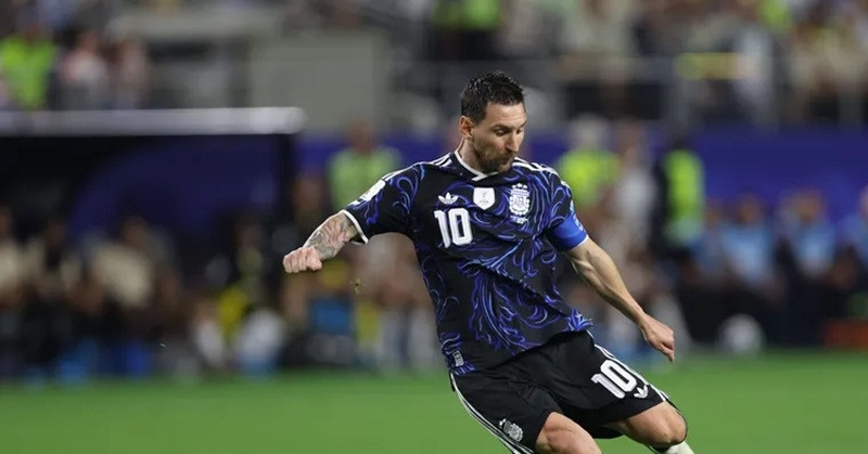Argentina gửi yêu cầu đặc biệt đến FIFA trước trận đấu với Anh