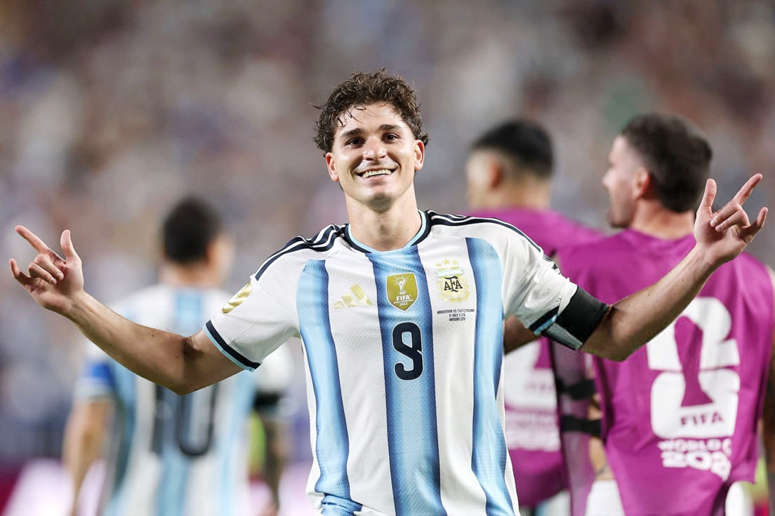 Arsenal chiêu mộ 'người hùng' tuyển Argentina