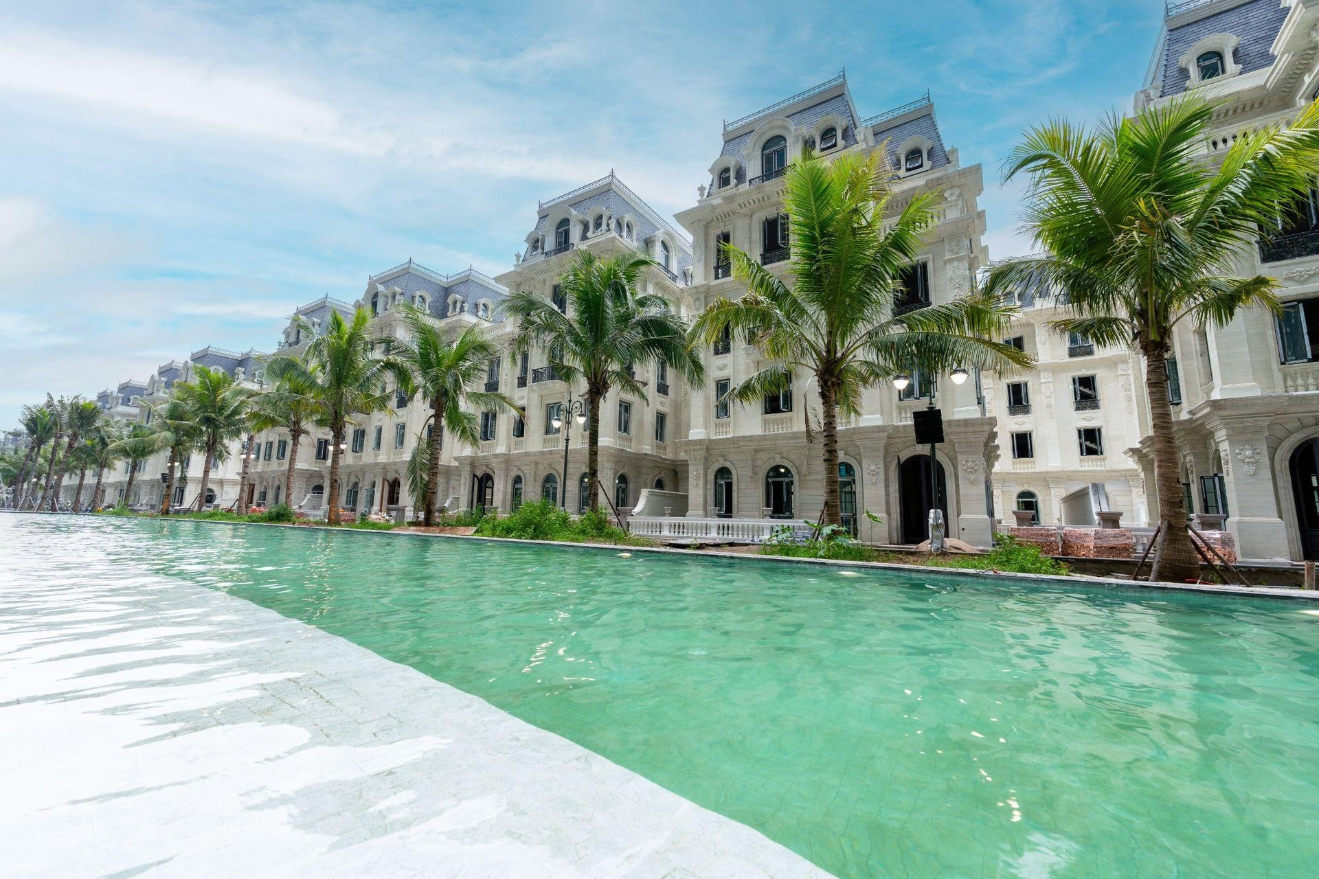 Bên trong bộ sưu tập 60 dinh thự mặt nước độc bản tại Noble Palace Tay Ho