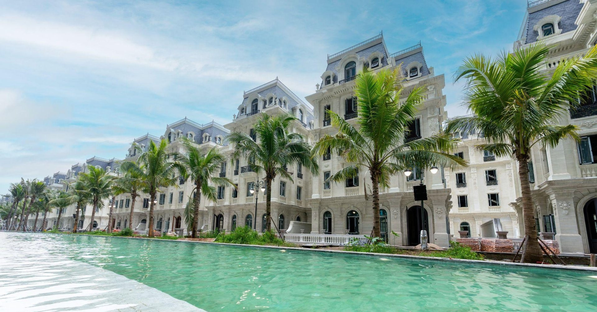 Bên trong bộ sưu tập 60 dinh thự mặt nước độc bản tại Noble Palace Tay Ho