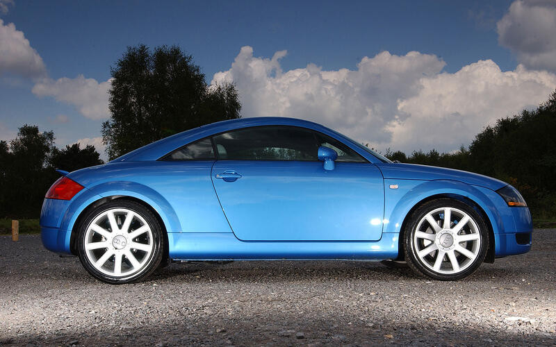 أجمل تصاميم السيارات في تاريخ صناعة السيارات. 7 6 audi_tt_pic_110_ac_1_0_0_0_0_0.jpg