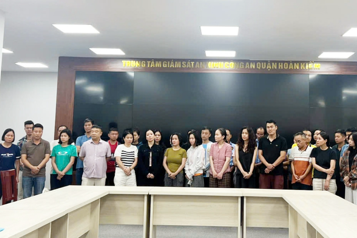 Khi danh hiệu Thầy thuốc ưu tú bị hoen ố bởi đồng tiền của 'bà trùm' và nhóm tội phạm