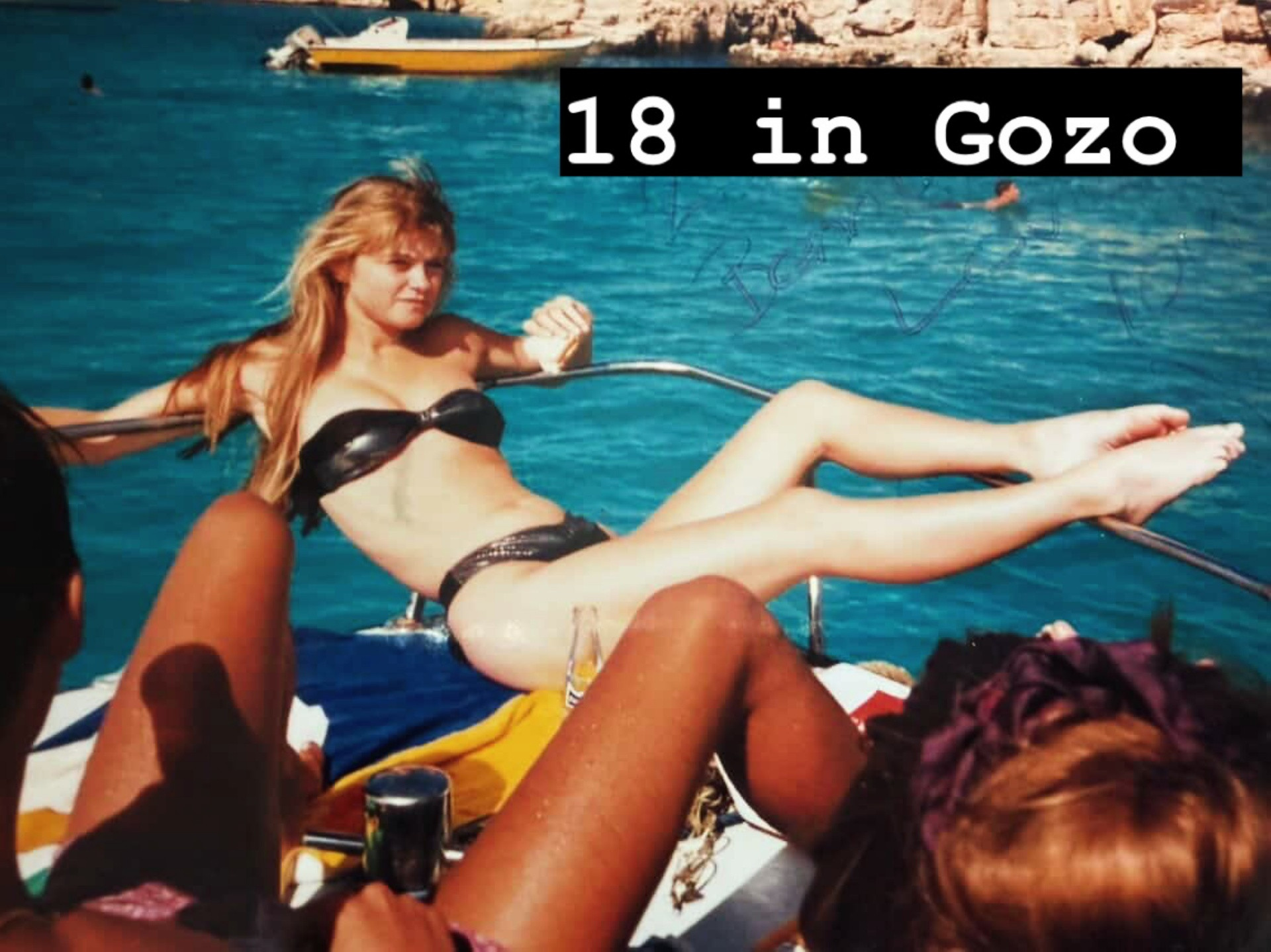 https://static-images.vnncdn.net/vps_images_publish/000001/000003/2026/7/14/photo-by-danniella-westbrook-in-gozo-island-malta-may-be-an-image-of-one-or-more-people-hair-raft-and-text-1107.jpg