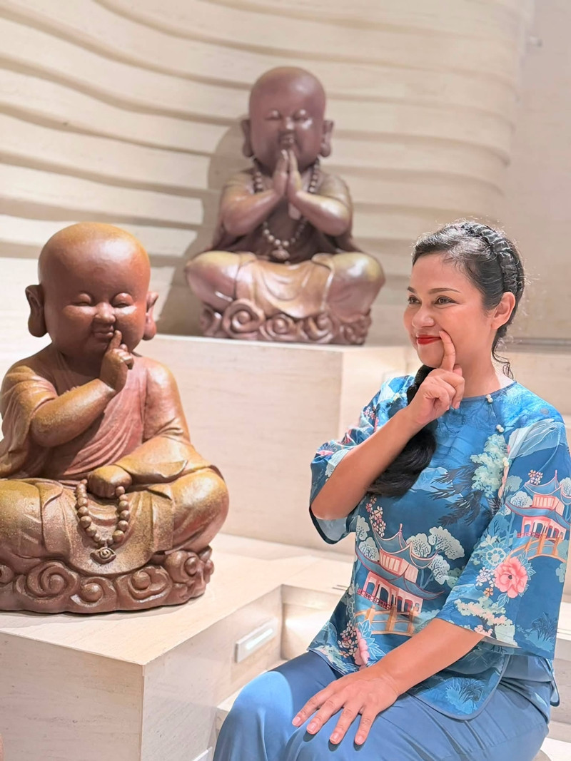 https://static-images.vnncdn.net/vps_images_publish/000001/000003/2026/7/14/viet-trinh-2-2114.jpg