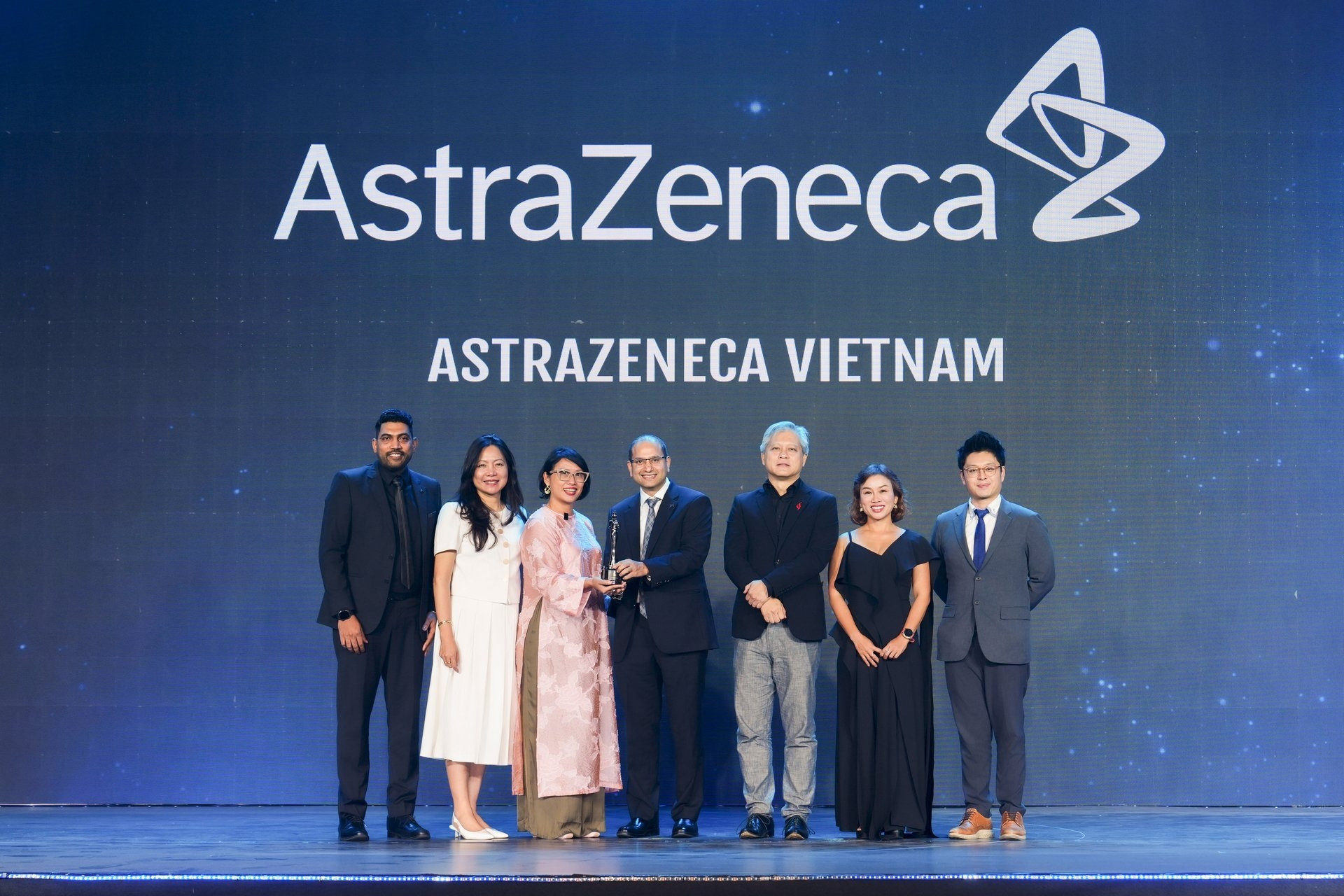 AstraZeneca Việt Nam và hành trình xây dựng nơi làm việc bền vững