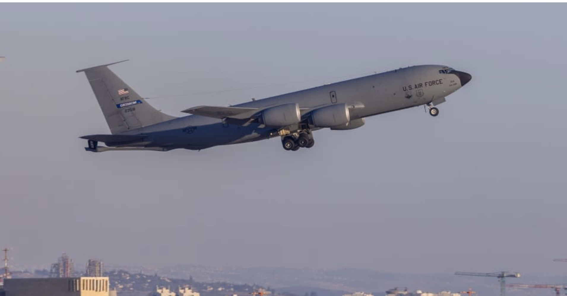 CENTCOM phản đối Israel siết hoạt động của máy bay tiếp nhiên liệu Mỹ
