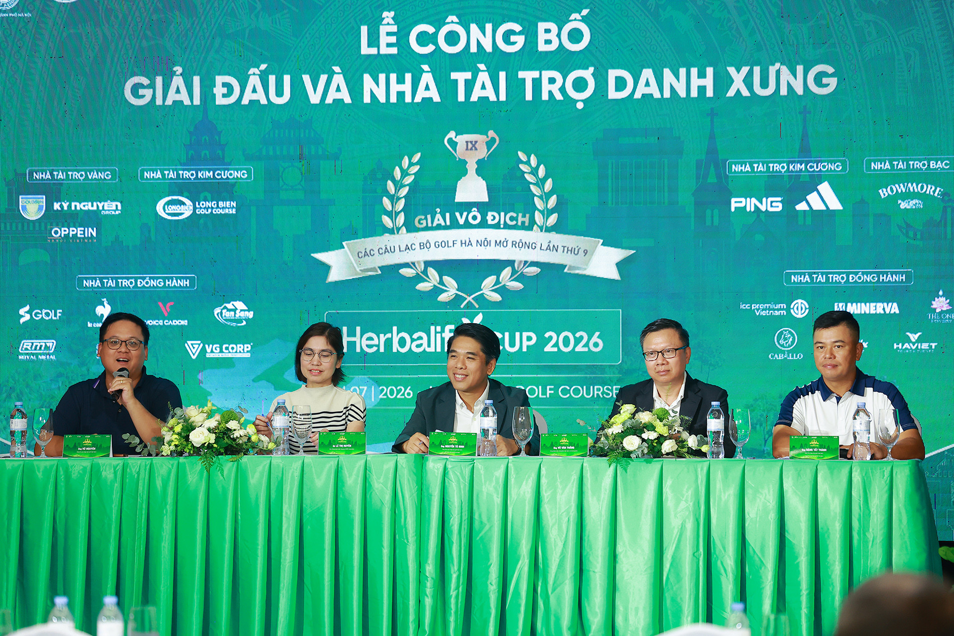 golf ha noi.jpg
