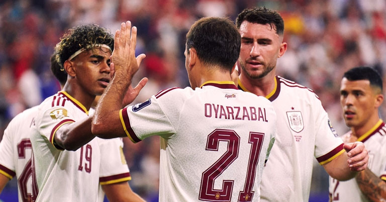 Tây Ban Nha hạ gục Pháp vào chung kết World Cup: Quyền uy &amp;apos;La Roja&amp;apos;
