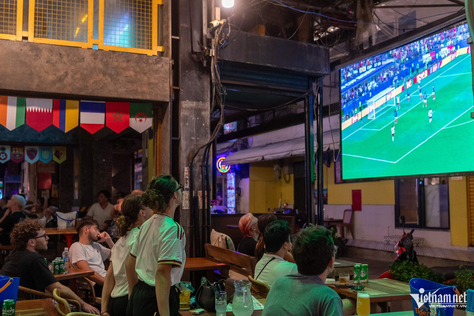 W-CĐV nước ngoài xem world cup 2026 Tuấn Hùng 11.jpg