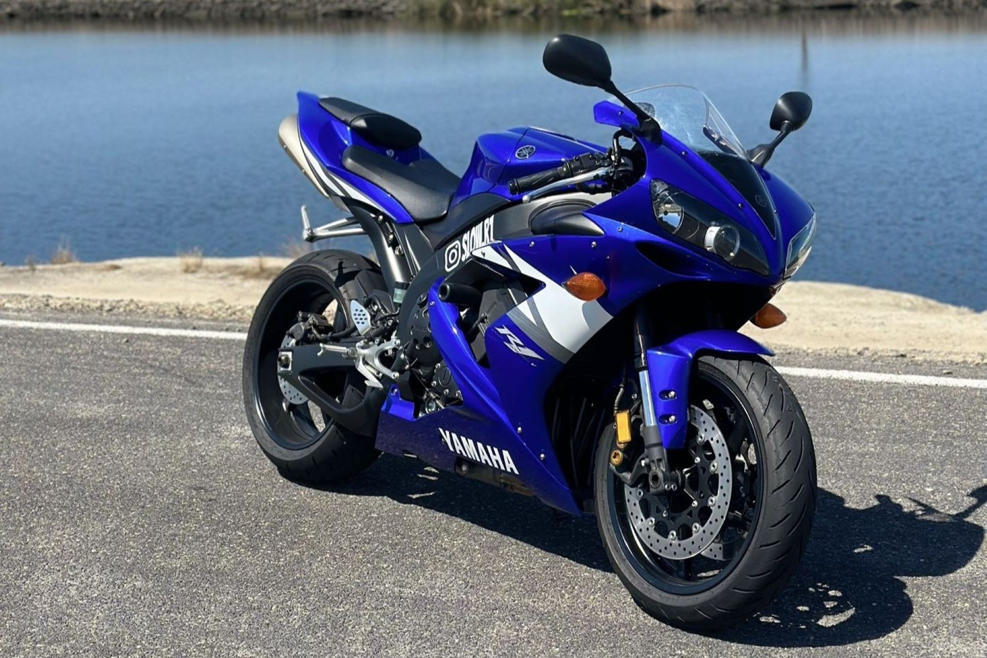 Yamaha R1 2005.jpg