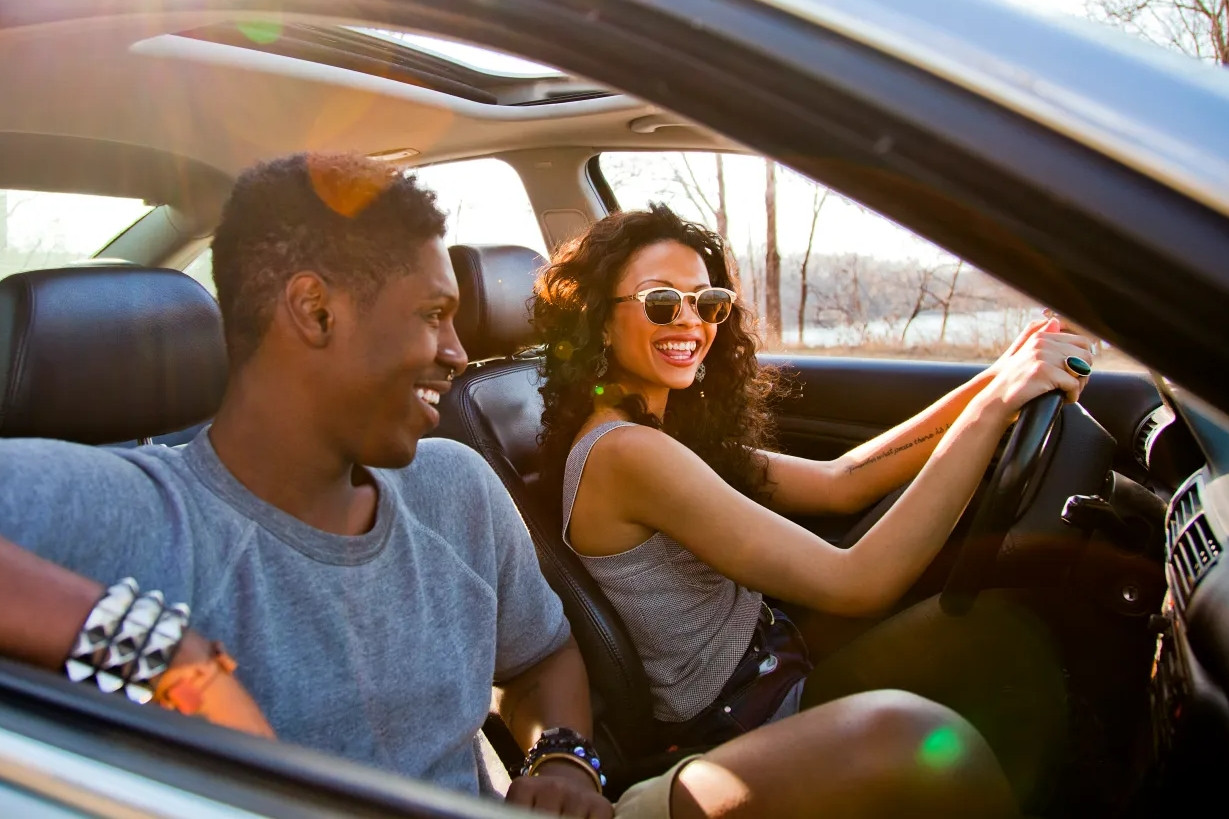 Đa số Gen Z thích hẹn hò với người biết lái ô tô