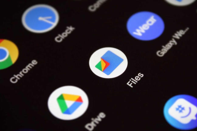 Mẹo lấy lại 25GB bộ nhớ điện thoại Android hoàn toàn miễn phí