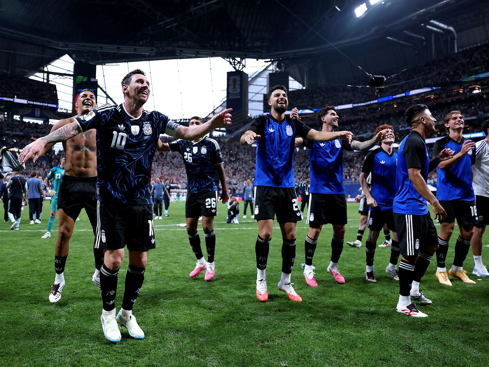Messi Argentina Anh.jpg