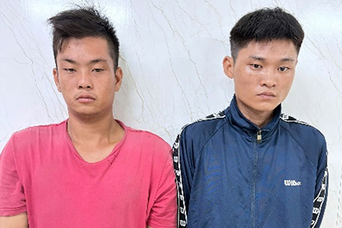 Người đàn ông đã bị ngã xe còn gặp phải 2 tên cướp đội lốt người tốt