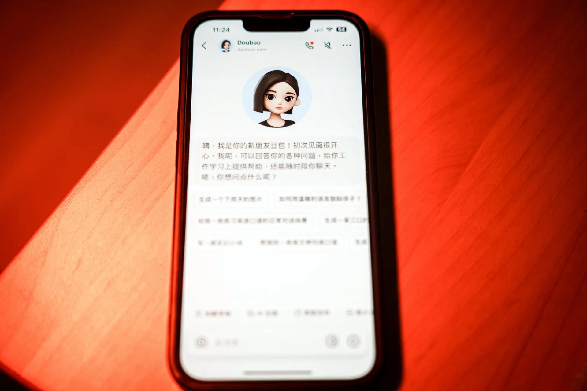 Người Trung Quốc vật vã nói lời vĩnh biệt với 'bạn trai, bạn gái AI'