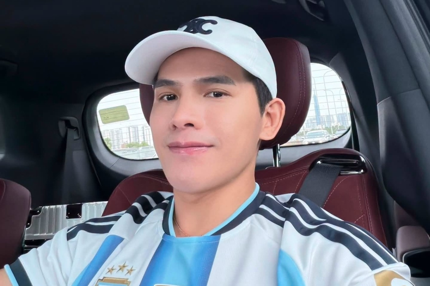 NSND Trung Anh, Quốc Thiên và dàn sao Việt nức lòng vì Messi ở World Cup 2026