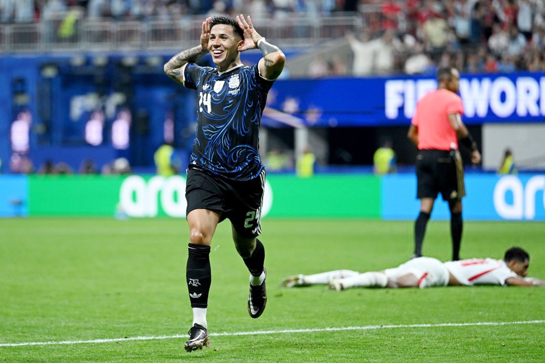 Trực tiếp Anh 1-2 Argentina: Ngược dòng ngoạn mục (H2)