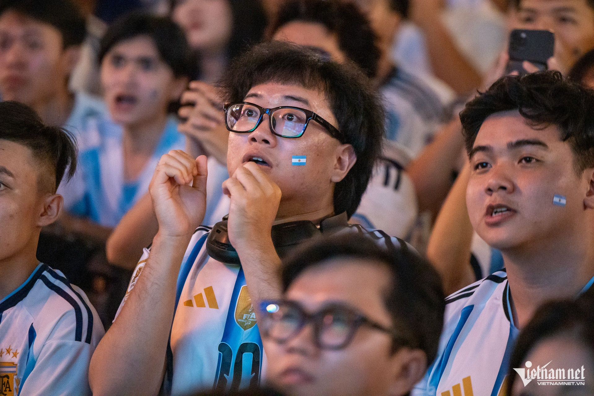 W-Fan messi xem trận bán kết worldcup 2026   Tuấn Hùng 20.jpg