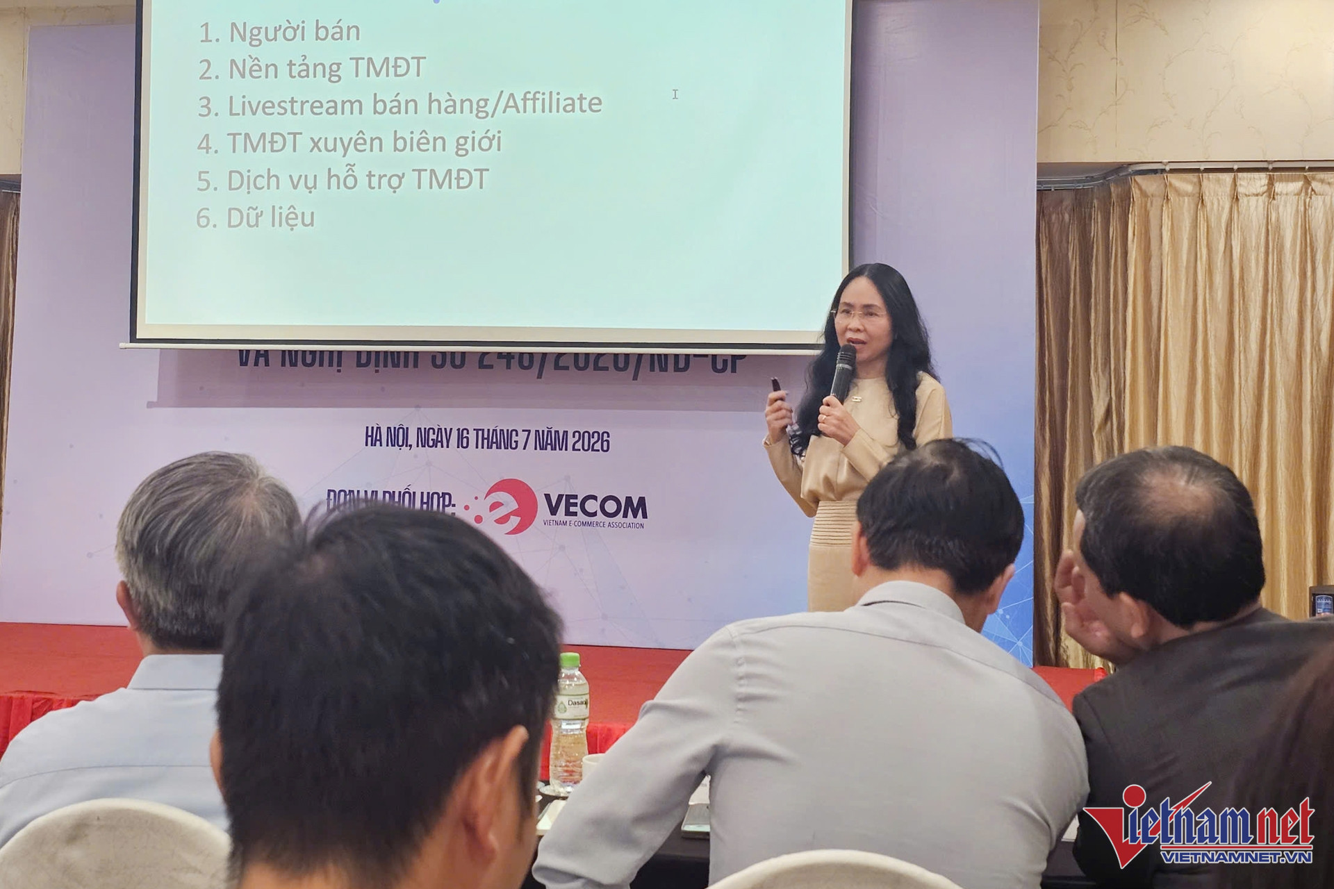W-pho bien thong tin phap luat thuong mai dien tu 2.jpg