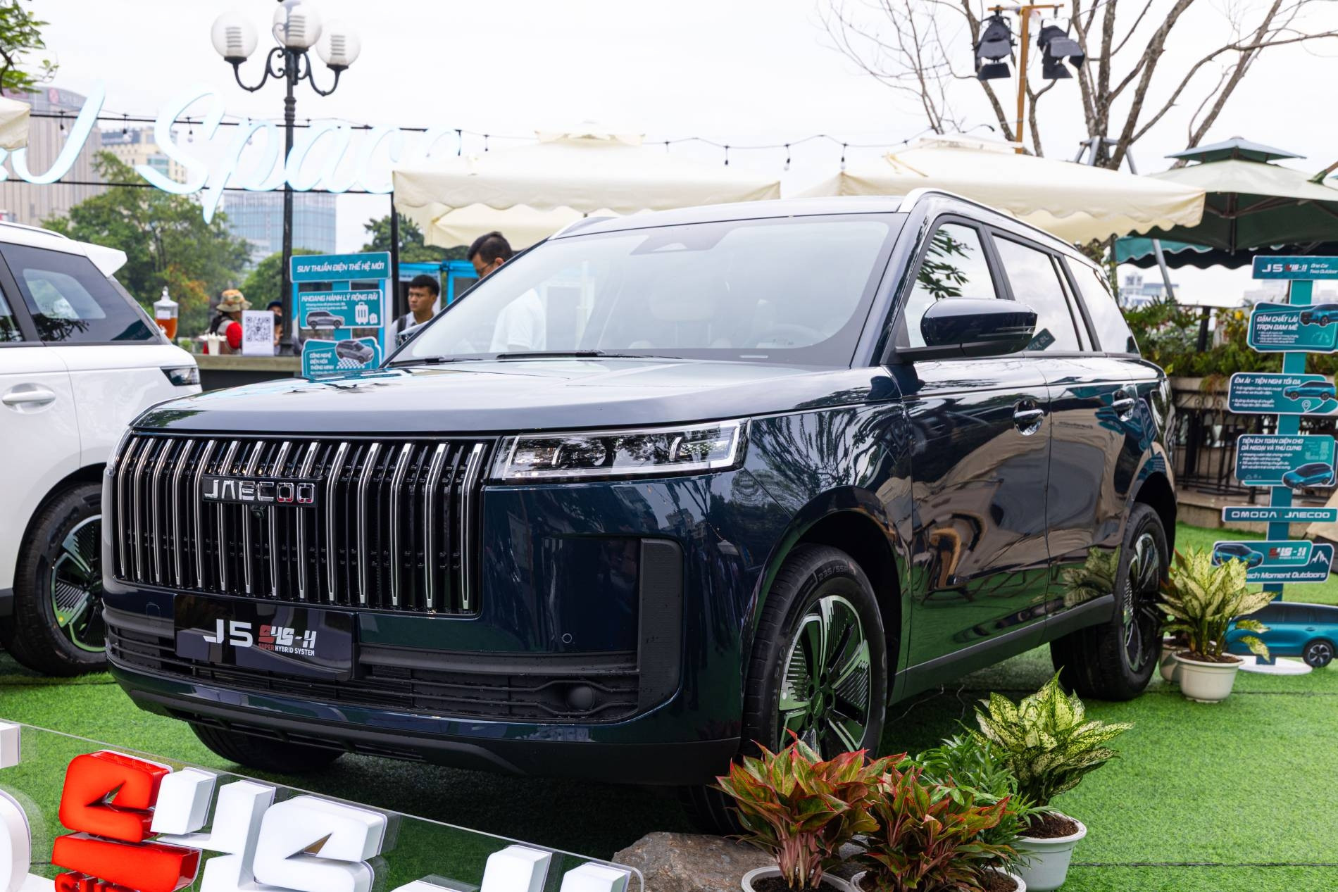 Xe hybrid 'tung hoành' phân khúc SUV cỡ B, điểm nóng nhất thị trường Việt Nam