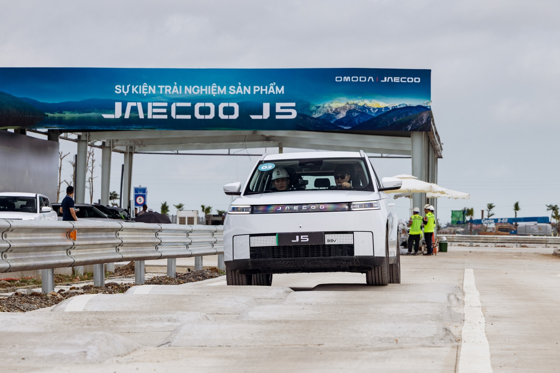 Jaecoo J5 - chiếc SUV cỡ B chinh phục người lái bằng trải nghiệm
