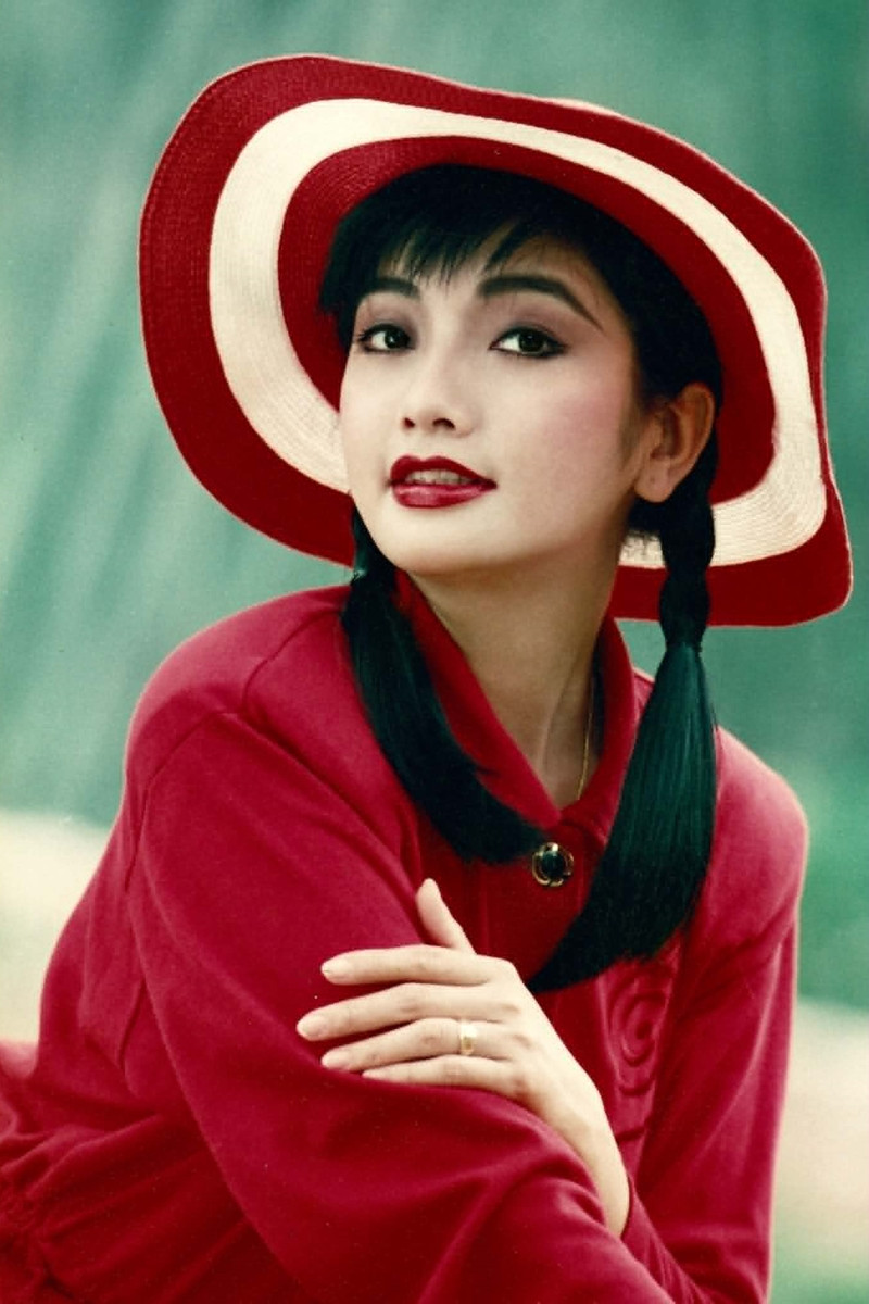 https://static-images.vnncdn.net/vps_images_publish/000001/000003/2026/7/17/ly-thu-thao-2002-1476.jpg