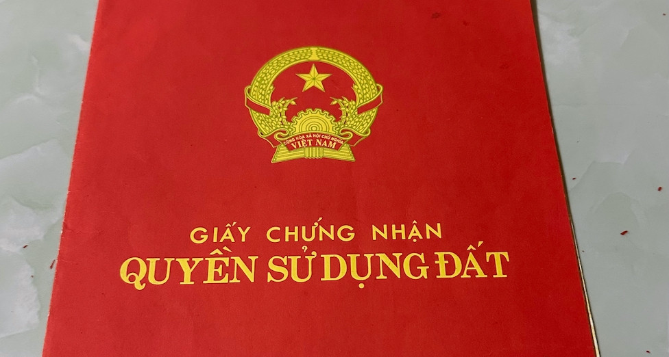 Sổ đỏ ghi đất ở một nơi, nhà lại nằm chỗ khác: Xử lý thế nào cho đúng luật?
