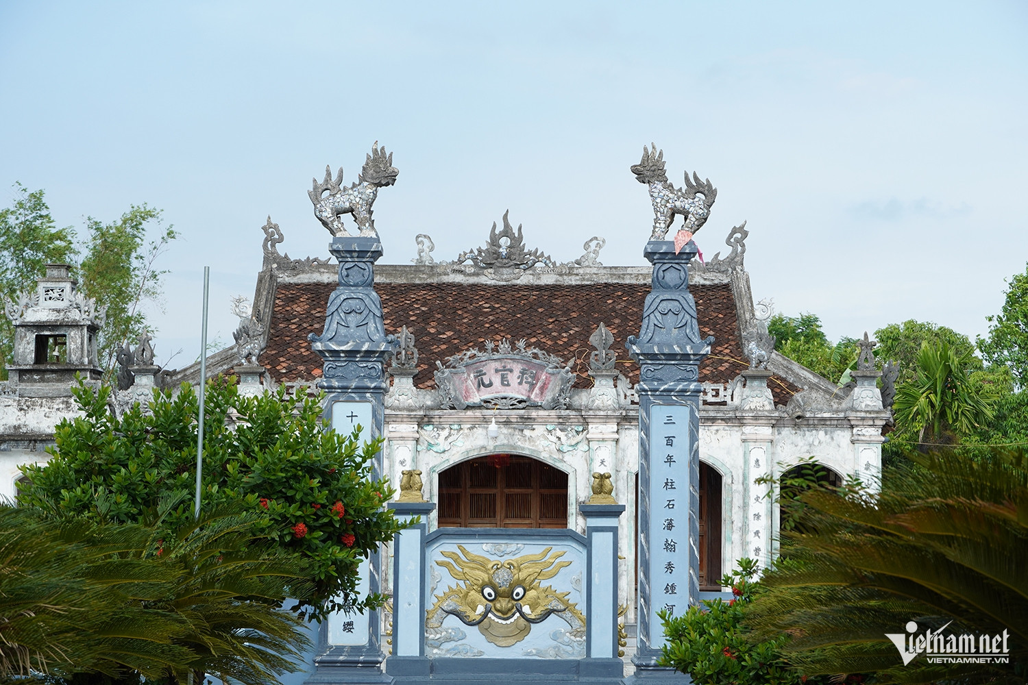 W-Đền Đinh Bạt Tuỵ 5.JPG.jpg