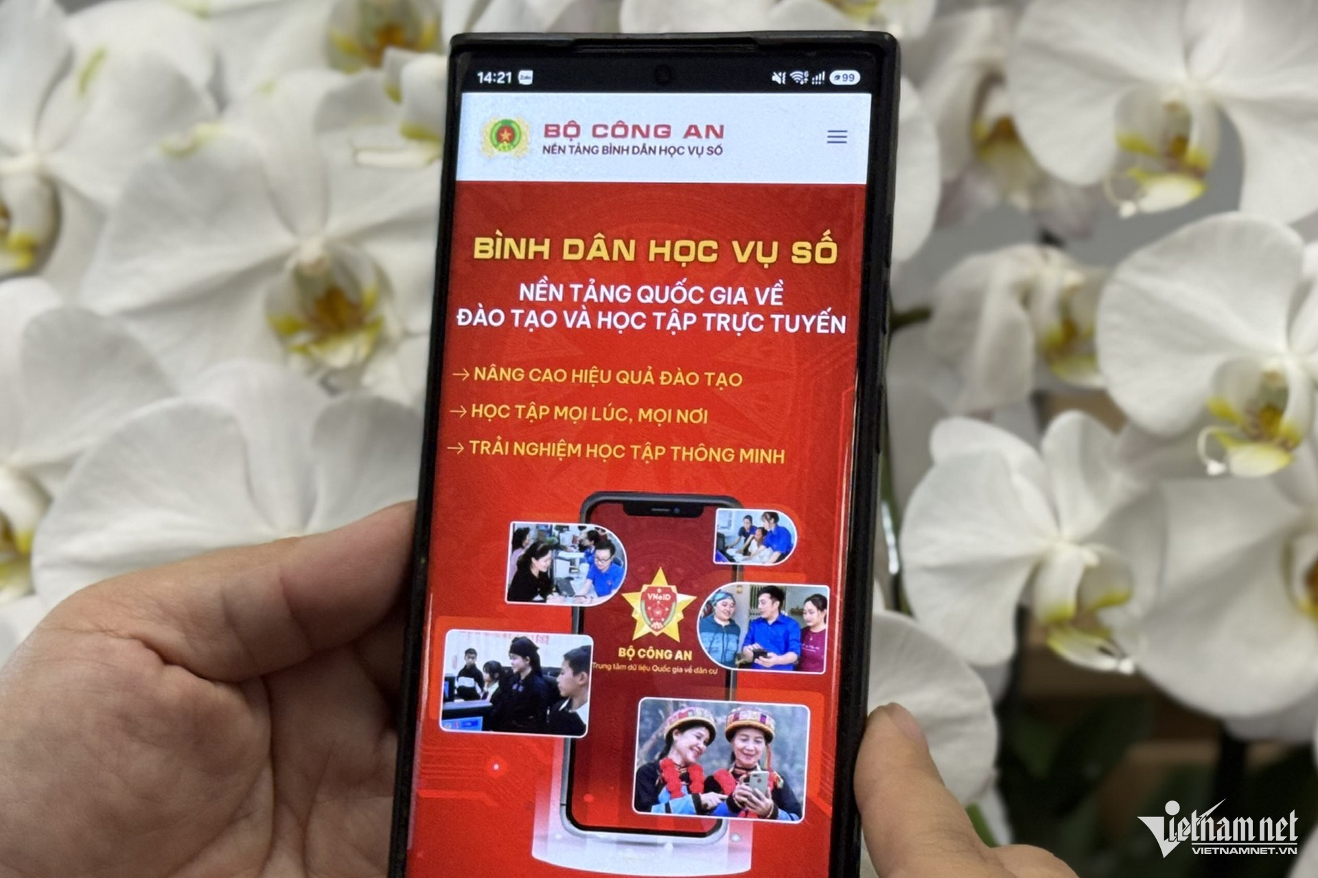 W-phong trao binh dan hoc vu so.jpg