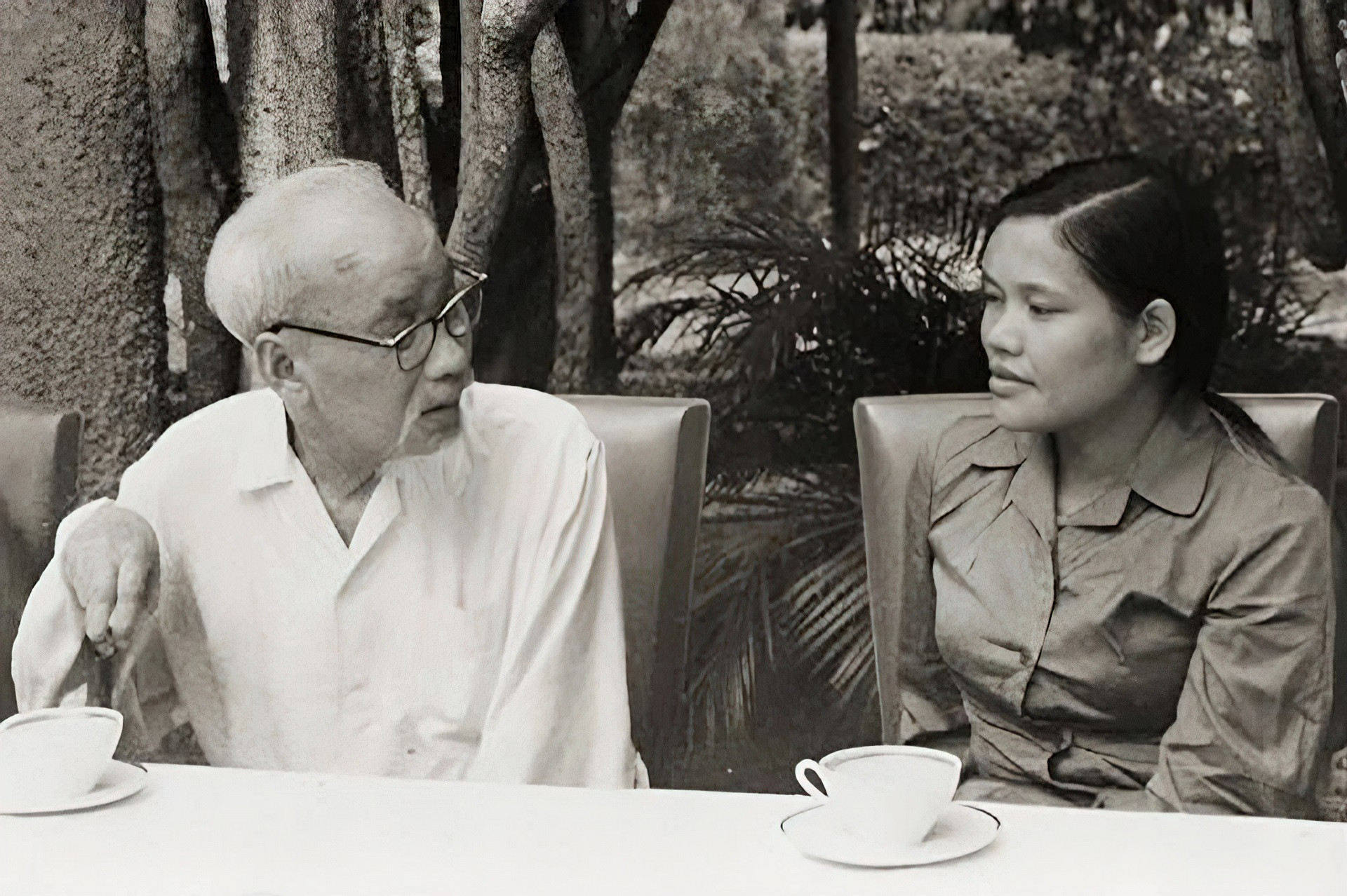 Anh hùng Hồ Kan Lịch.jpg