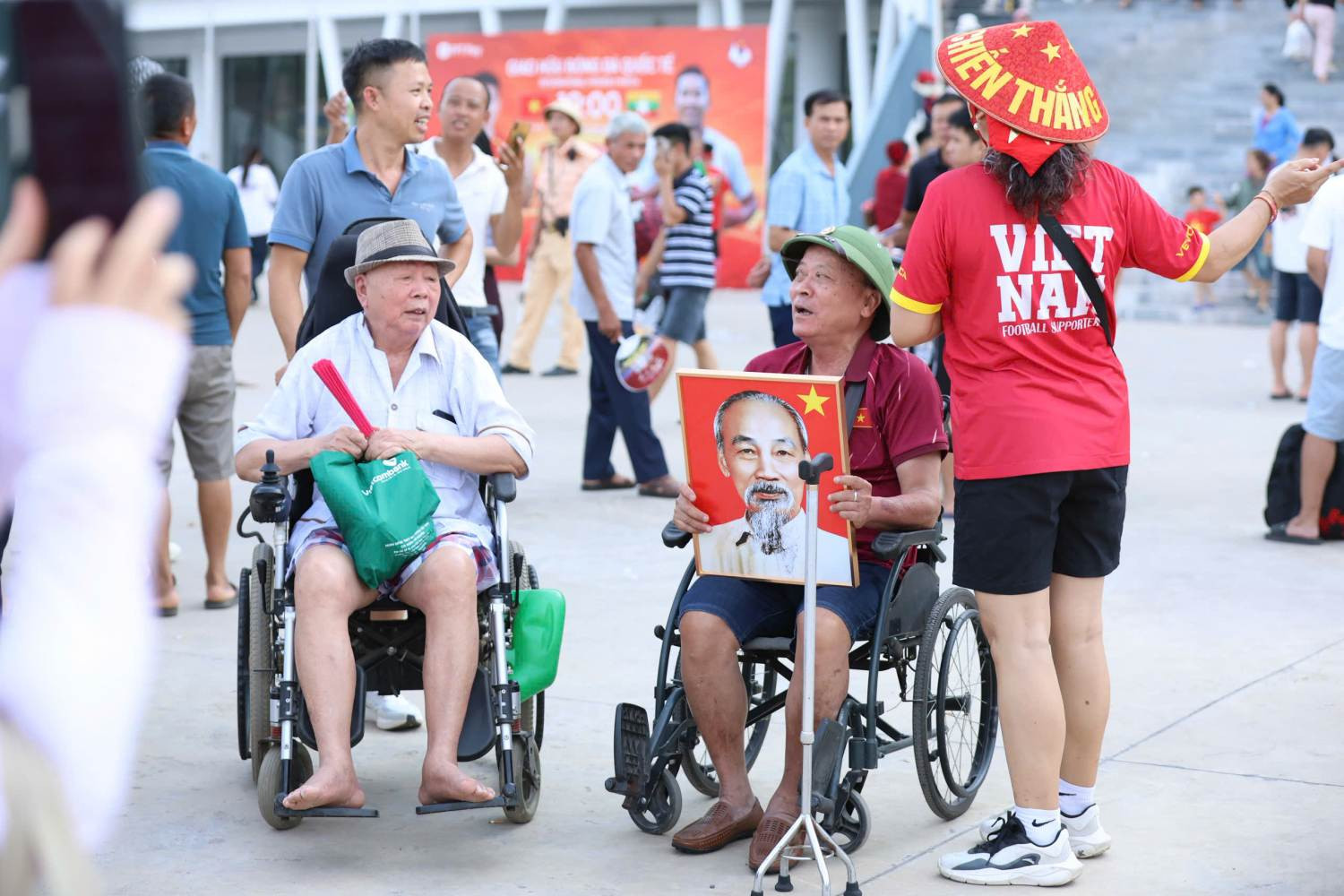 https://vms-files.vietnamnet.vn/vps_images_publish/000001/000003/2026/7/18/cdv-viet-nam-1353.jpg