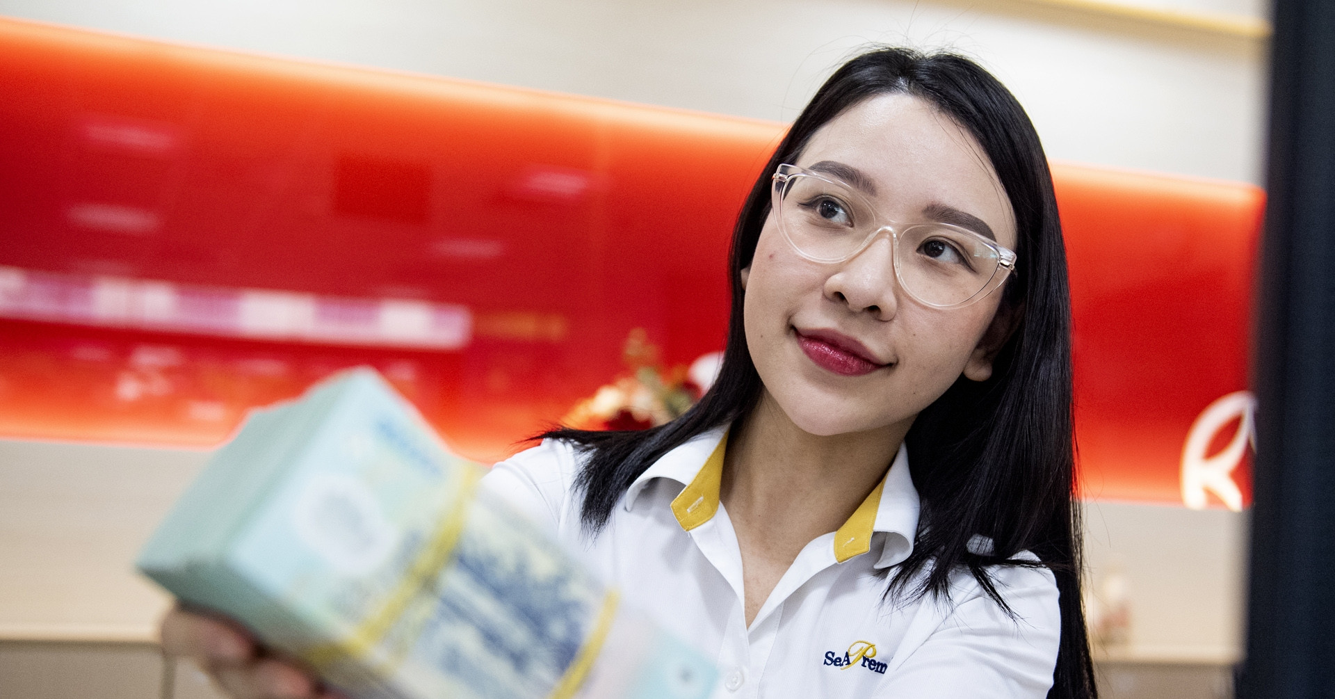 8 ngân hàng công bố lãi suất cho vay bình quân vượt 10%/năm