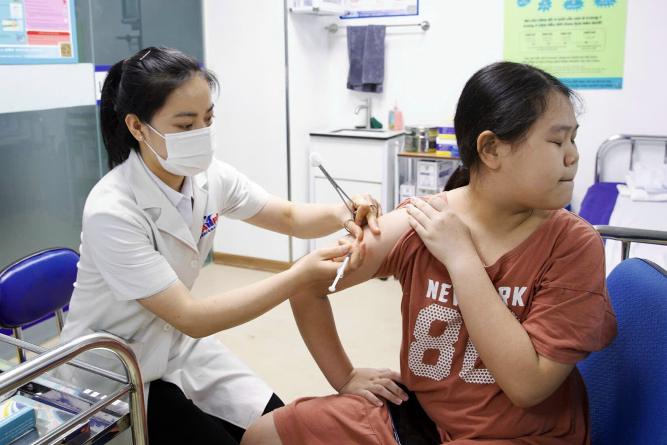 5 bệnh có thể tấn công thần kinh trung ương nhưng phòng được bằng vắc xin