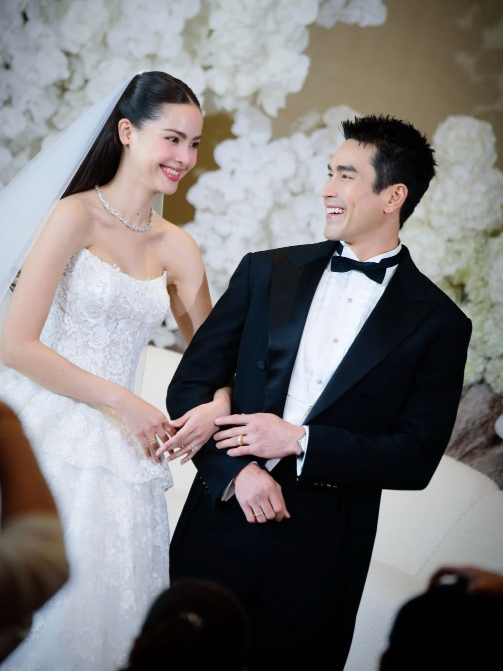 https://static-images.vnncdn.net/vps_images_publish/000001/000003/2026/7/19/photo-shared-by-tanyou-on-july-17-2026-tagging-urassayas-and-kugimiyas-may-be-an-image-of-one-or-more-people-dinner-jack-1077.jpeg